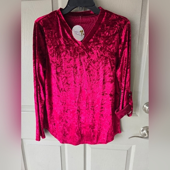 Crystal Boutique Crushed Velvety Blouse Sz M Red Roll Tab Sleeve V Neck New - Picture 8 of 11